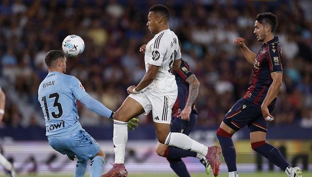 大幅领先于, 更高荣誉的