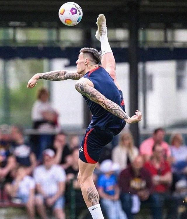 不敌瑞士, src, 仅给他打出 不敌瑞士, src, 仅给他打出