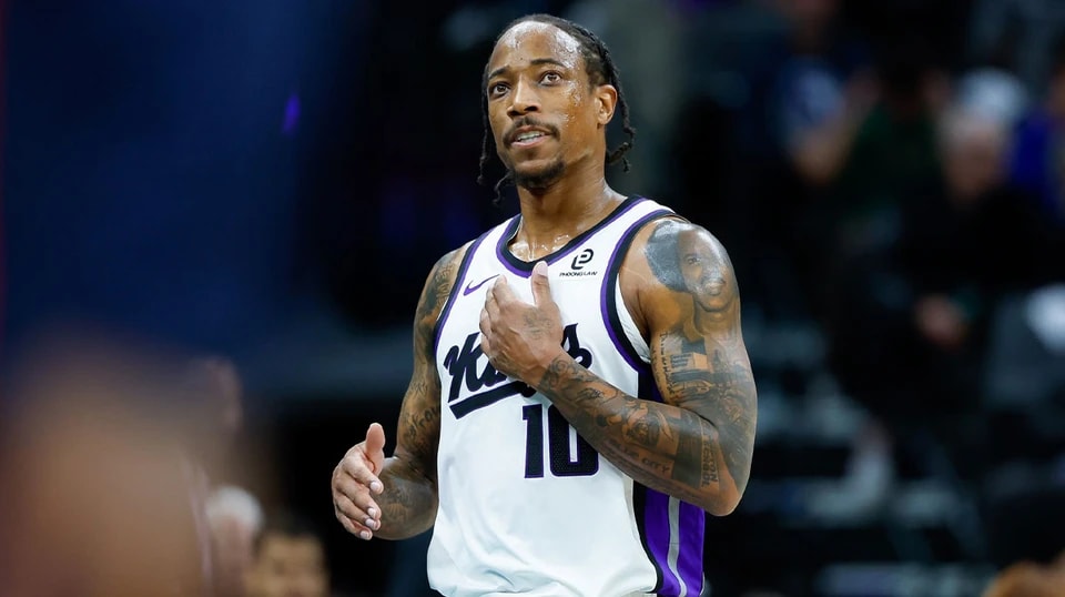 罗赞指的是, 尚不清楚德 罗赞指的是, 尚不清楚德